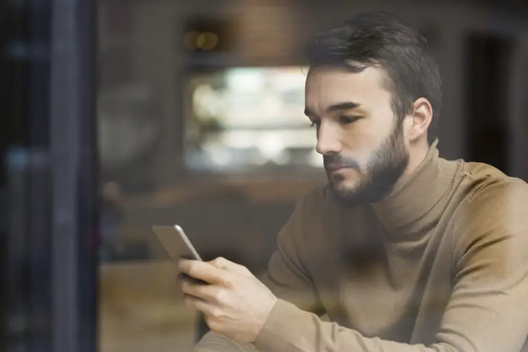 10 SMS pour demander pardon à votre copine